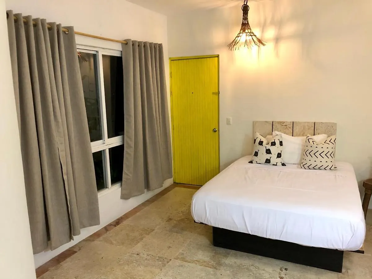 Rustik Inn Playa del Carmen Mexico