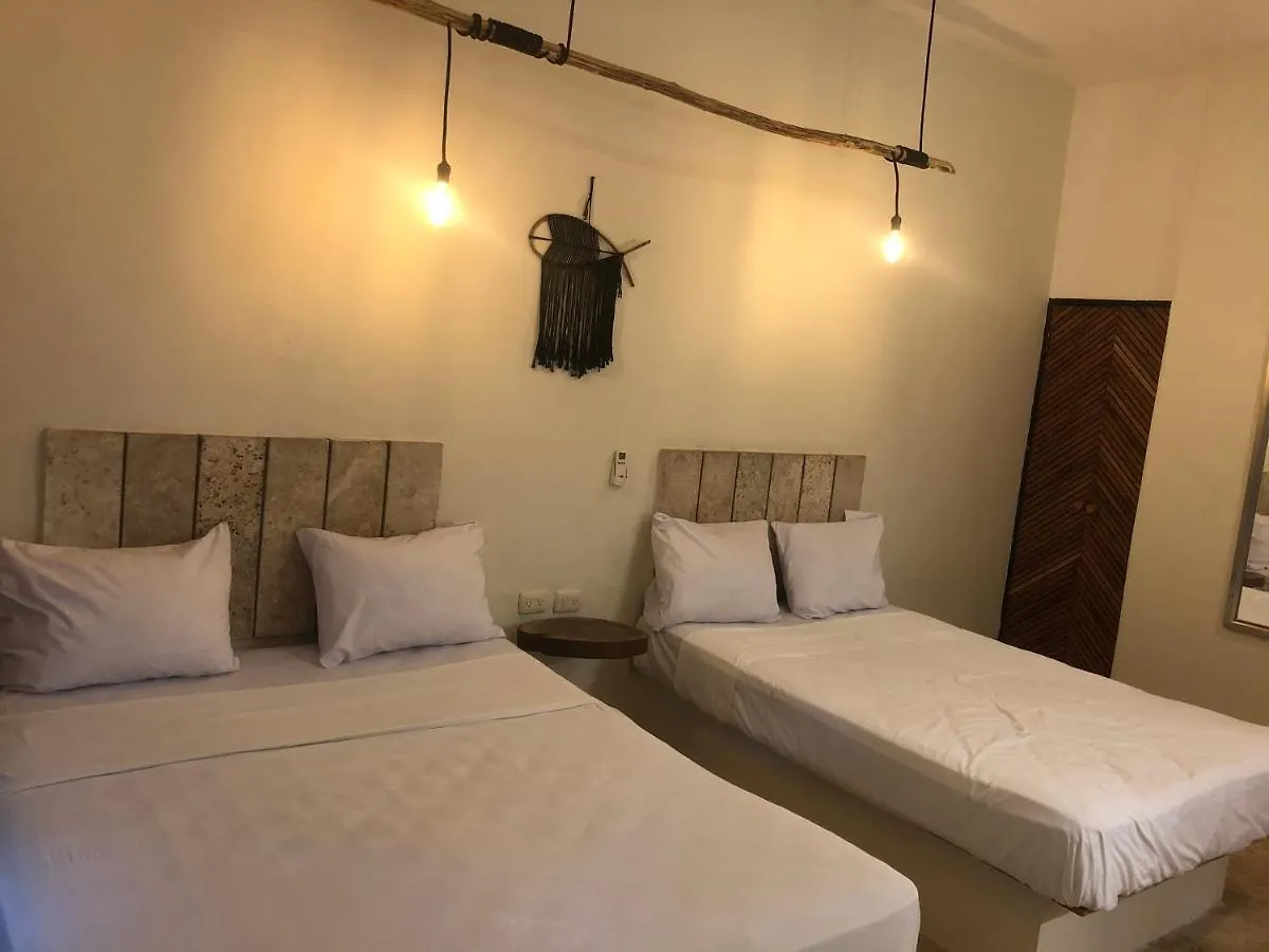 Rustik Inn Playa del Carmen