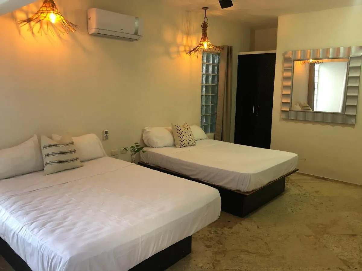 Hotel Rustik Inn Playa del Carmen