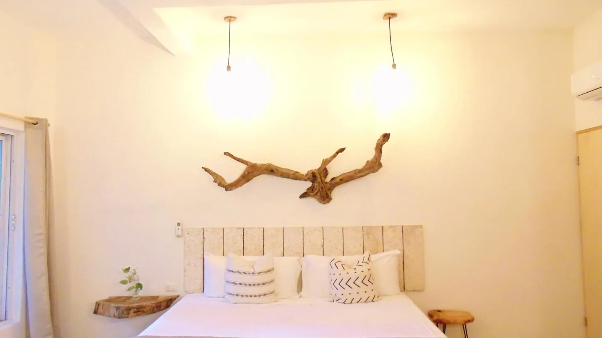 Rustik Inn Playa del Carmen