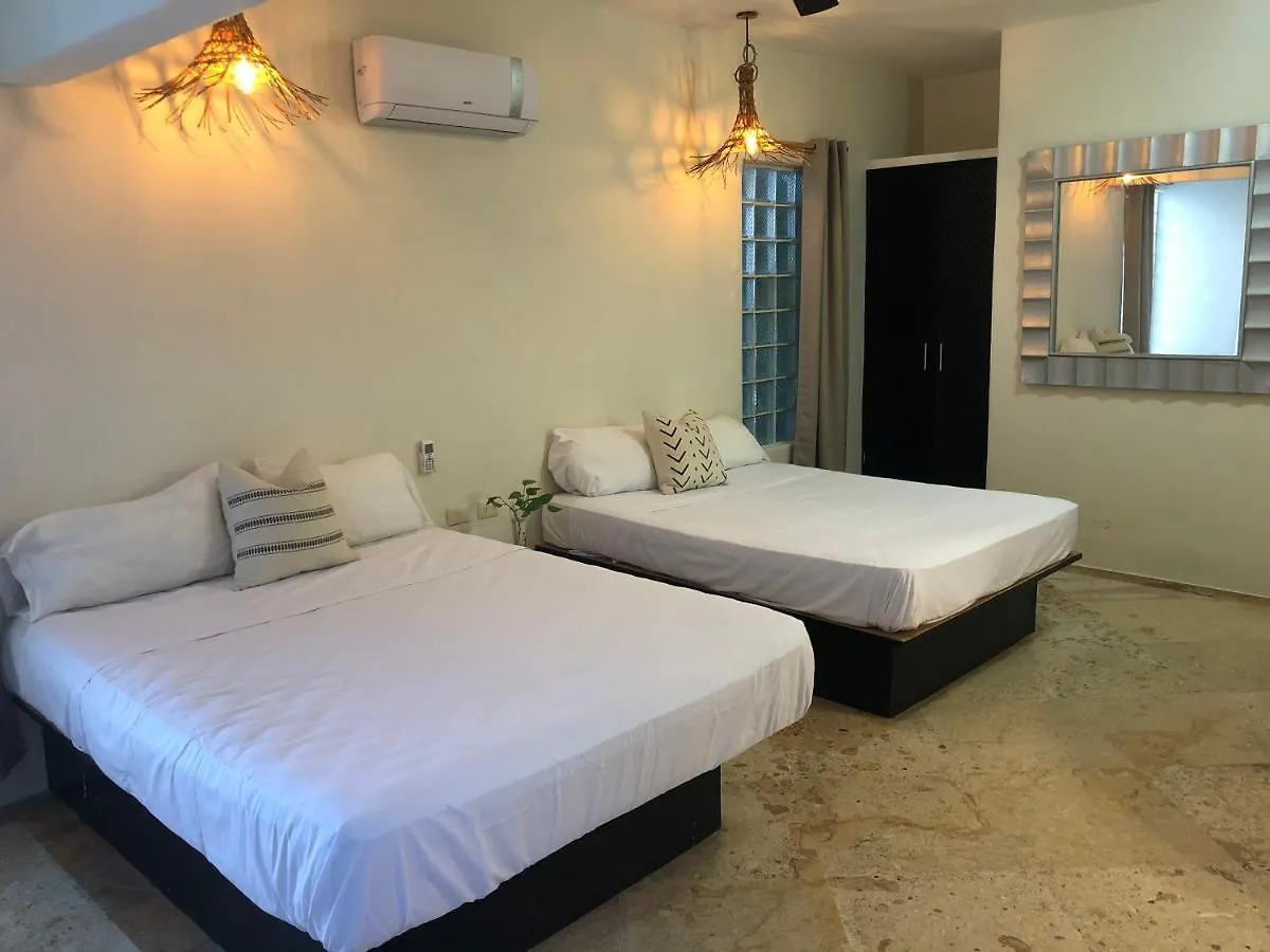Rustik Inn Playa del Carmen